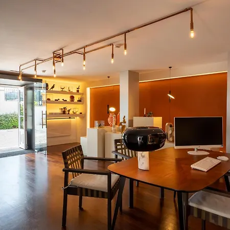 &tales - 4* Όμπιδος