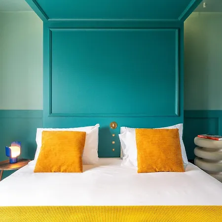 &tales - Ξενοδοχείο 4*